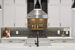 219 Jonesville Rd, Hilton Head, SC 29926 - Photo 17