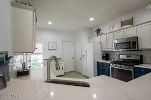 214 Colonel Thomas Heyward Rd, Bluffton, SC 29909 - Photo 11