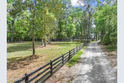 540 Sams Point Road, Beaufort, SC 29907 - Photo 3