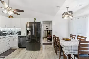 212 Middle Rd, Beaufort, SC 29907 - Photo 11