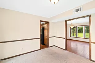 6823 Oakmont Dr, Beaufort, SC 29906 - Photo 11