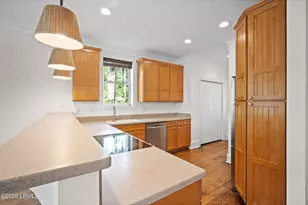 1011 Calhoun St, Beaufort, SC 29902 - Photo 17