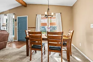 137 Bonaire Cir N, Beaufort, SC 29906 - Photo 9