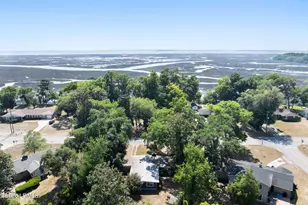 2003 Broad River Dr, Beaufort, SC 29906 - Photo 45