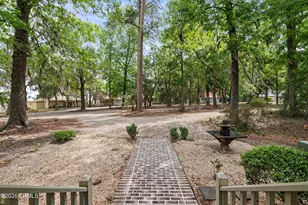 54 Broad River Rd, Ridgeland, SC 29936 - Photo 9