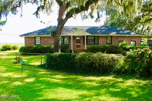 807 11th St, Port Royal, SC 29935 - Photo 3