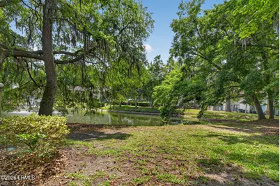 96 Mathews Drive #19, Hilton Head Island, SC 29926 - Photo 11