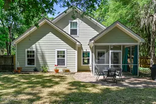 14 Chinaback Dr, Beaufort, SC 29907 - Photo 3