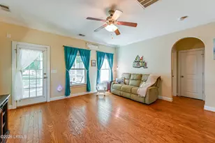 14 Chinaback Dr, Beaufort, SC 29907 - Photo 13