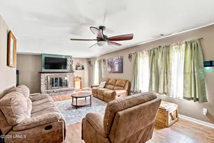 708 Dawn St, Beaufort, SC 29906 - Photo 3