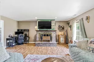 708 Dawn St, Beaufort, SC 29906 - Photo 9