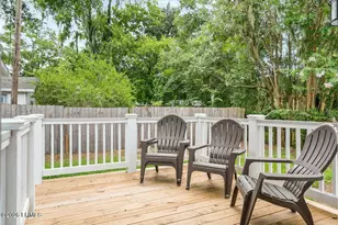 811 Bladen St, Beaufort, SC 29902 - Photo 15