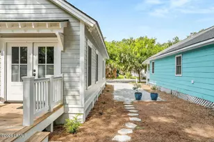 811 Bladen St, Beaufort, SC 29902 - Photo 21