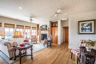 11 Windjammer Ln, Harbor Island, SC 29920 - Photo 9