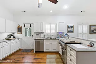 2204 Prince St, Beaufort, SC 29902 - Photo 11