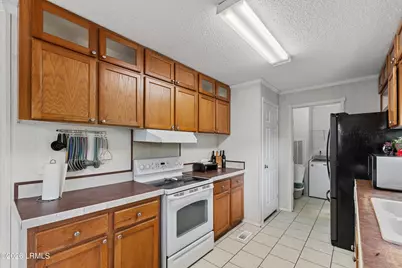 122 Bonaire Circle S, Beaufort, SC 29906 - Photo 9