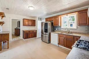 2602 S Royal Oaks Dr, Beaufort, SC 29902 - Photo 11