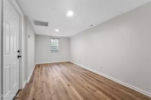 609 Carteret St, Beaufort, SC 29902 - Photo 9