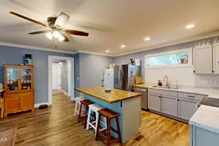 408 Thompson St, Walterboro, SC 29488 - Photo 15