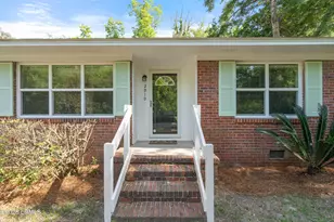 2910 Riverbank Dr, Beaufort, SC 29902 - Photo 3