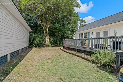 52 White Pond Boulevard, Beaufort, SC 29902 - Photo 5