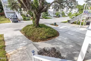 8 Island Breeze Ln, Beaufort, SC 29907 - Photo 3