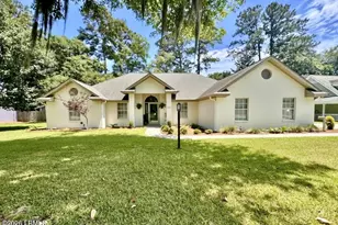 1016 Pine Martin Rd, Beaufort, SC 29902 - Photo 1
