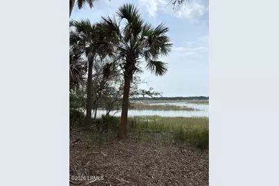 305 De La Gaye Point, Beaufort, SC 29902 - Photo 5