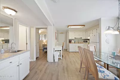 40 Folly Field Road #E24, Hilton Head, SC 29928 - Photo 15