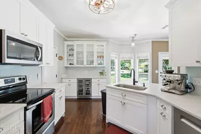 32 Christine Drive, Beaufort, SC 29907 - Photo 11