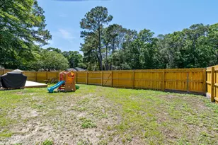 3 Avalon Dr, Beaufort, SC 29907 - Photo 5
