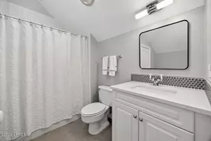 111 Fort Walker Dr, Hilton Head, SC 29928 - Photo 29