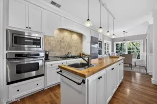 111 Fort Walker Dr, Hilton Head, SC 29928 - Photo 11