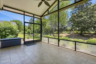 27 Candlelight Ln, Bluffton, SC 29909 - Photo 5