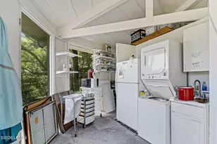 2043 Deer Island Rd, Hilton Head Island, SC 29928 - Photo 17