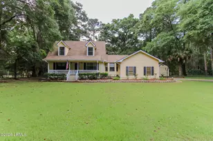 43 James F Byrnes St, Beaufort, SC 29907 - Photo 9