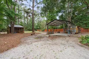 19 Sandy Ln, Beaufort, SC 29907 - Photo 5