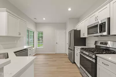 16 Hamilton Drive, Bluffton, SC 29909 - Photo 9