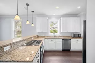 1301 Newcastle St, Beaufort, SC 29902 - Photo 13