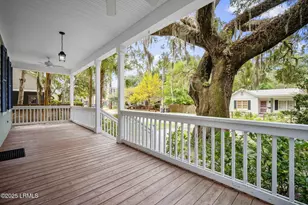 1301 Newcastle St, Beaufort, SC 29902 - Photo 5