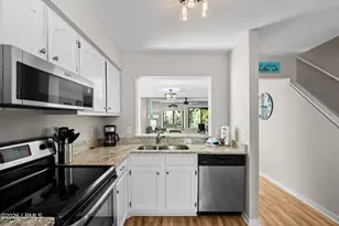 15 Deallyon Ave, Hilton Head, SC 29928 - Photo 9