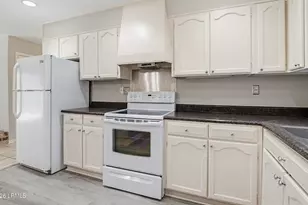 3052 Mink Pt Blvd, Beaufort, SC 29902 - Photo 13