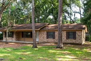 6 Oakwood Dr, Beaufort, SC 29907 - Photo 1