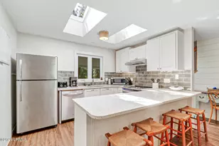706 Sea Dragon Ln, Ladys Island, SC 29920 - Photo 5