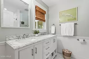 1403 Harrington St, Beaufort, SC 29902 - Photo 5