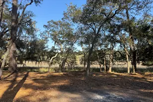 14 River Dr, Beaufort, SC 29907 - Photo 1