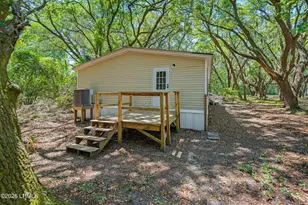 178 Coffin Point Rd, Saint Helena Island, SC 29920 - Photo 27