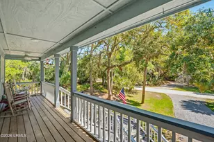 703 Seahorse Rd, Ladys Island, SC 29920 - Photo 3