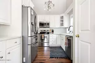 19 Sherwood Ln, Beaufort, SC 29907 - Photo 5