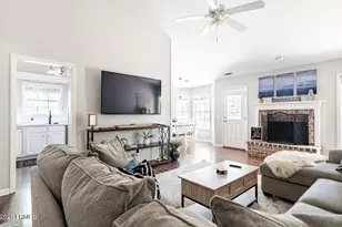 19 Sherwood Ln, Beaufort, SC 29907 - Photo 3